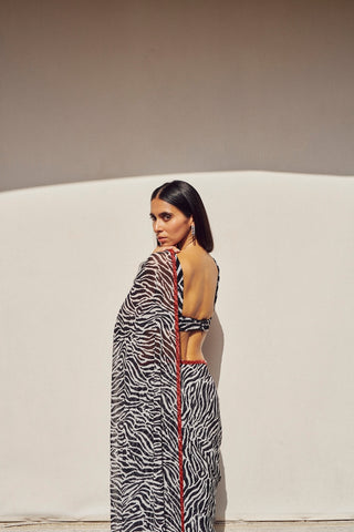 Savanna Pre Draped Saree
